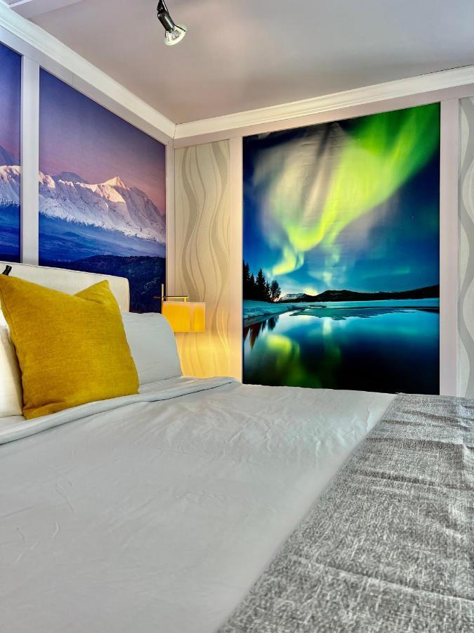 Sunshine Lodge *